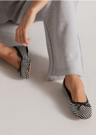 Zapatos planos LOLA CRUZ Mod.079Z00BK negro