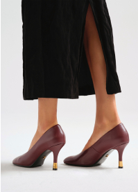 Salones LOLA CRUZ Mod.051Z14BK burgundi