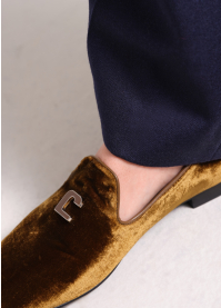 Loafers LOLA CRUZ Mod.266Z70BK ocre