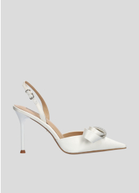 Salones LOLA CRUZ Mod.181Z75BK blanco